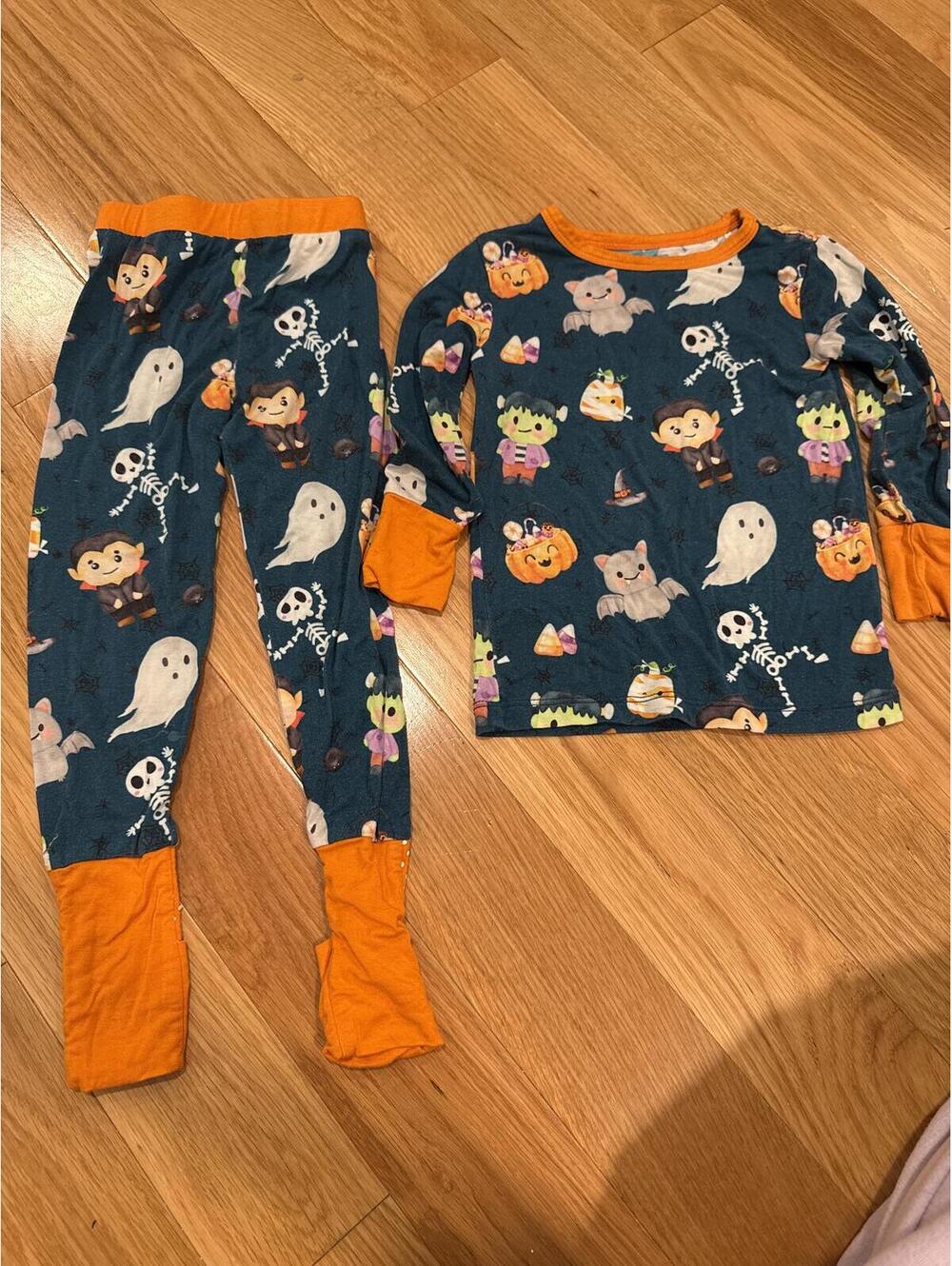 BAMBOO Butter Baby Halloween Print Toddler Pajama Set 18-24 Months